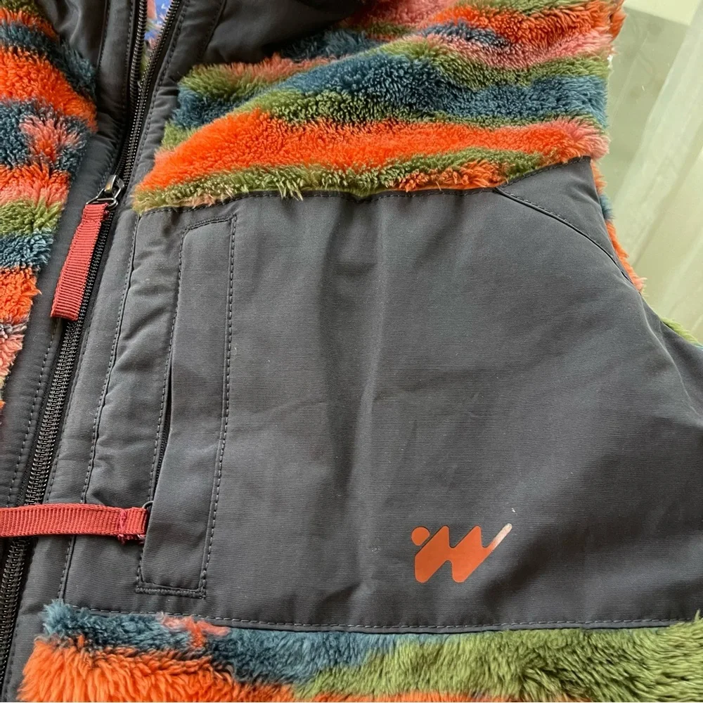 Urban Outfitters Without Walls Multicolor Rainbow Mushroom‎ Fleece Vest Mens L